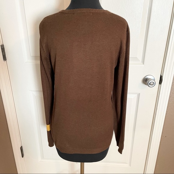 Magashoni Star Sweater - Picture 4 of 8